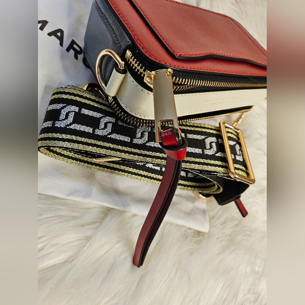 ❌SOLD❌ ❤️ Marc Jacobs Snapshot ❤️ - Picture 8 of 15